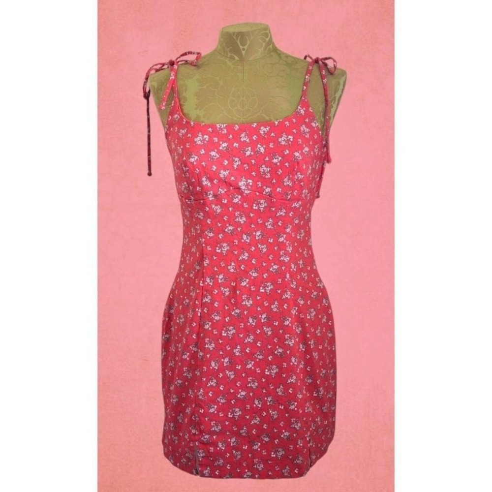 Trixxi Y2K style red floral babydoll dress tie straps large sundress cottagecore